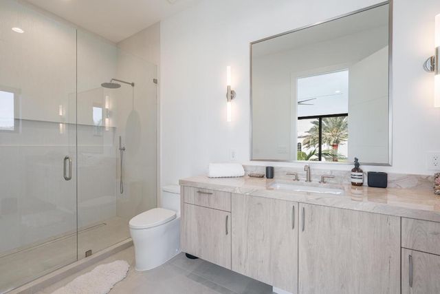 400 NE 4th Street, Boca Raton, FL 33432