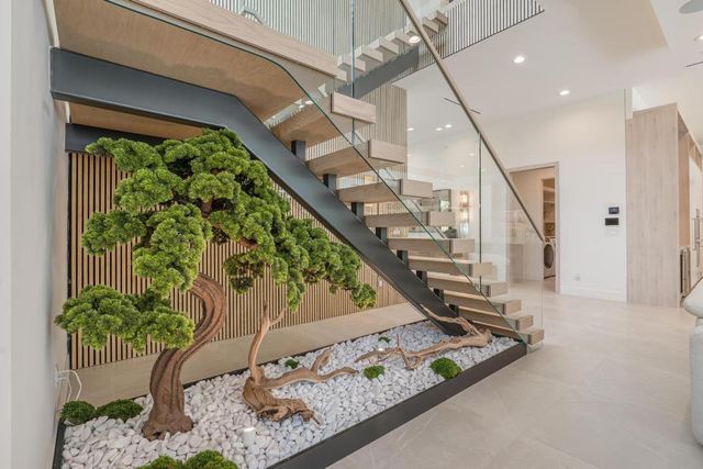 400 NE 4th Street, Boca Raton, FL 33432