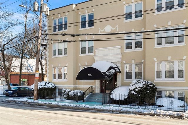 515 Pleasant St 1-1, Melrose, MA 02176