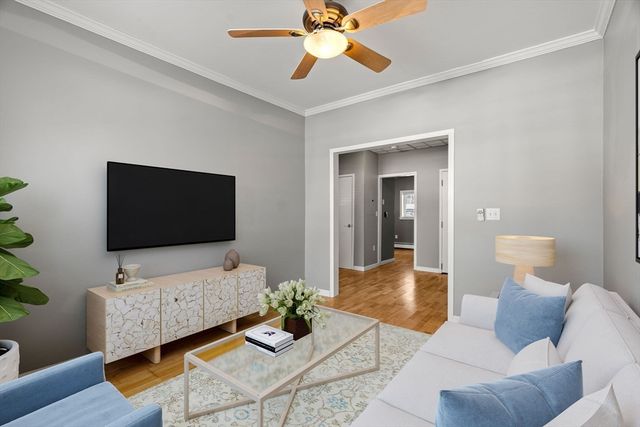 515 Pleasant St 1-1, Melrose, MA 02176