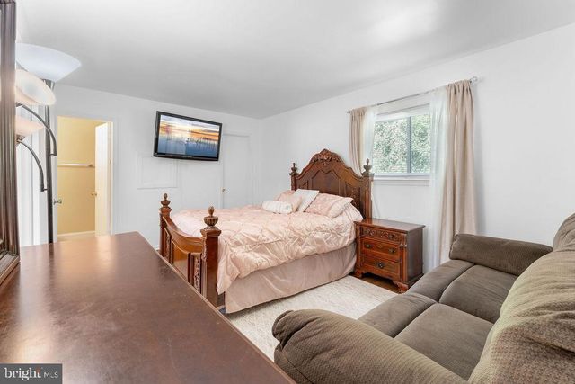 7714 MERRICK LN, Landover, MD 20785