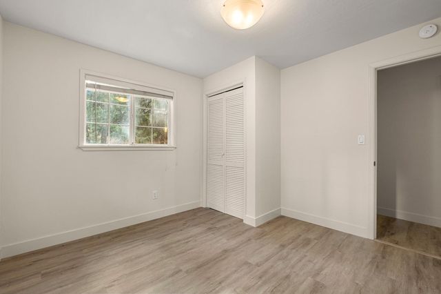 5648 Sierra Springs Dr, Pollock Pines, CA 95726