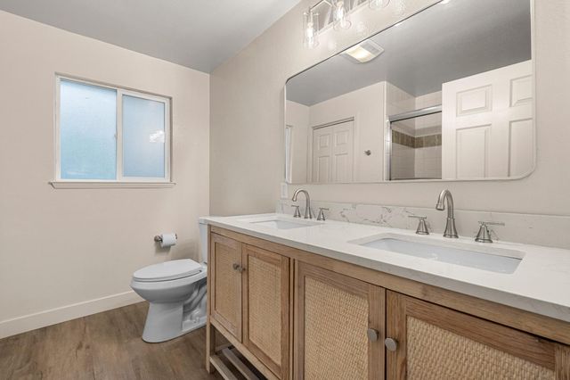 5648 Sierra Springs Dr, Pollock Pines, CA 95726
