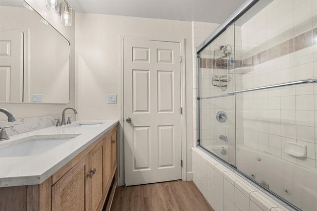 5648 Sierra Springs Dr, Pollock Pines, CA 95726