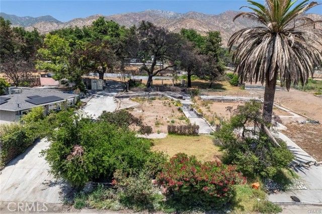 701 E Palm Street, Altadena, CA 91001