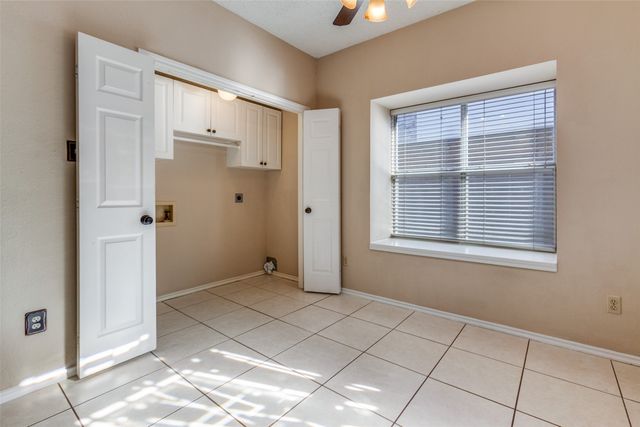 2120 Arbor Creek Drive, Carrollton, TX 75010