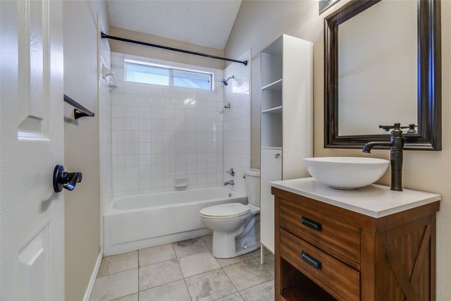 2120 Arbor Creek Drive, Carrollton, TX 75010