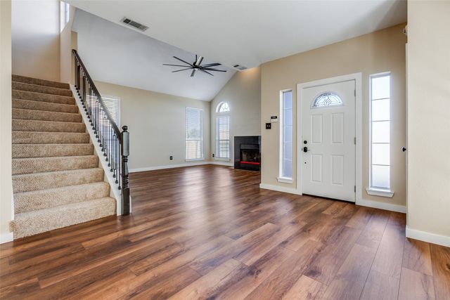 2120 Arbor Creek Drive, Carrollton, TX 75010