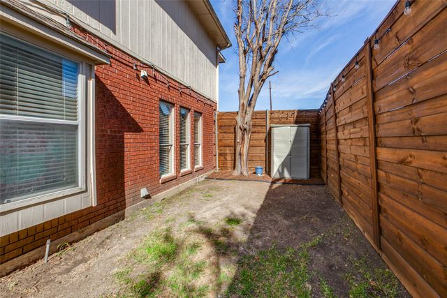 2120 Arbor Creek Drive, Carrollton, TX 75010