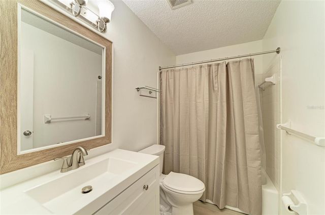 7237 CLOISTER DRIVE 207, Sarasota, FL 34231
