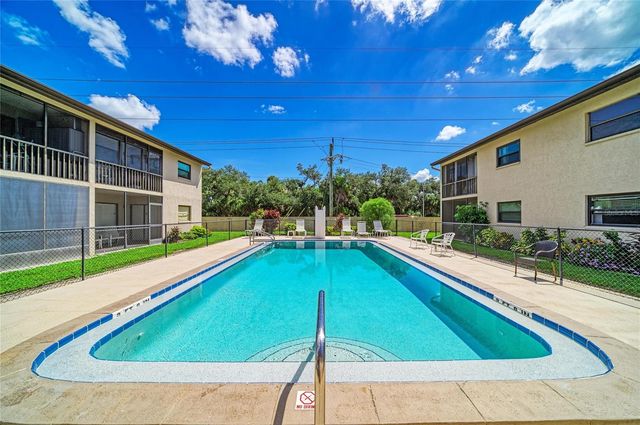 7237 CLOISTER DRIVE 207, Sarasota, FL 34231