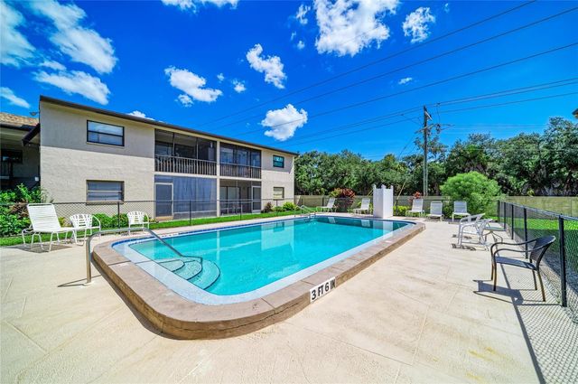 7237 CLOISTER DRIVE 207, Sarasota, FL 34231