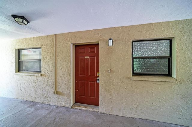 7237 CLOISTER DRIVE 207, Sarasota, FL 34231