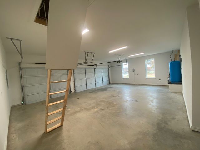 2284 Erwin Road, Poolville, TX 76487