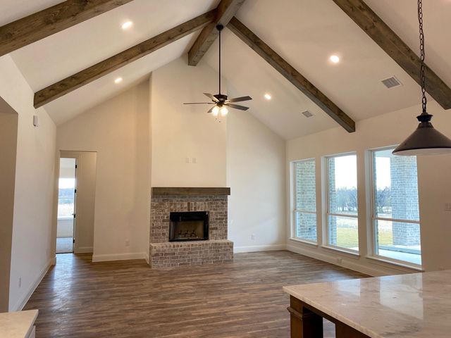 2284 Erwin Road, Poolville, TX 76487