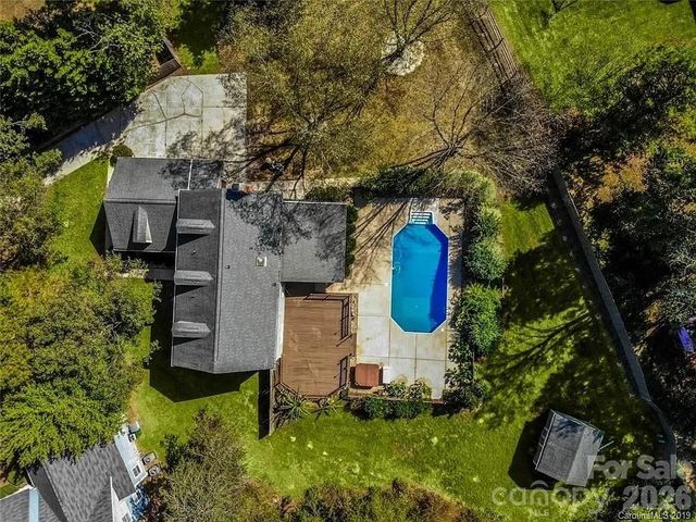 3709 Stoneglen Path, Charlotte, NC 28269
