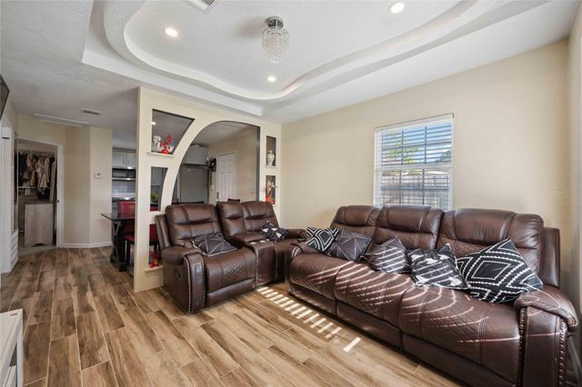 2311 Russell Street, Houston, TX 77026