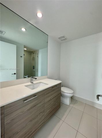 1300 S Miami 4209, Miami, FL 33130