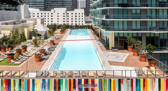 1300 S Miami 4209, Miami, FL 33130