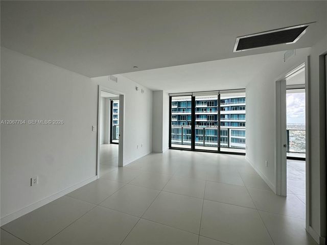 1300 S Miami 4209, Miami, FL 33130