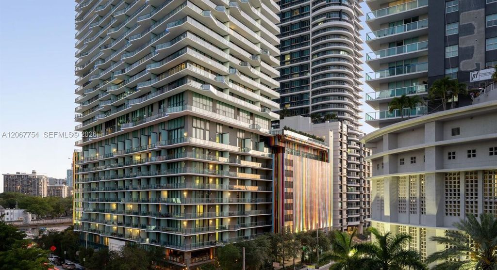1300 S Miami 4209, Miami, FL 33130