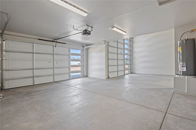 3285 N Heber Road, Golden Valley, AZ 86413