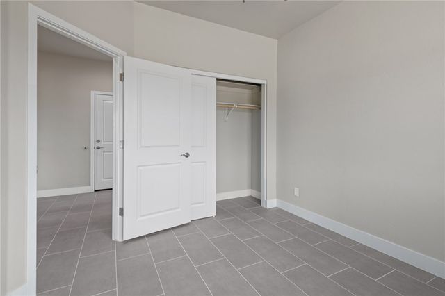 3285 N Heber Road, Golden Valley, AZ 86413