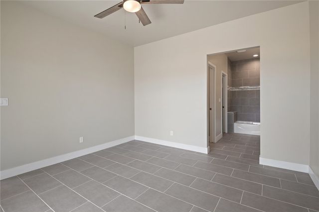 3285 N Heber Road, Golden Valley, AZ 86413