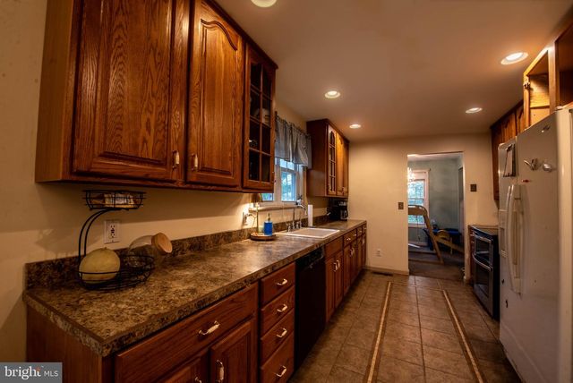 402 PYLESVILLE RD, Pylesville, MD 21132