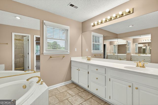 35 Wyngate Drive, Newnan, GA 30265