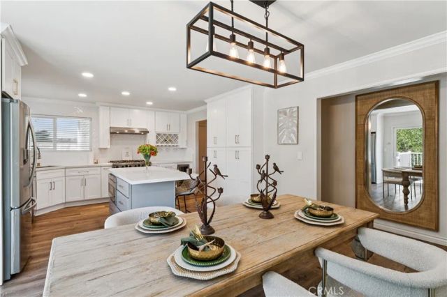 27535 St Bernard Lane, Lake Arrowhead, CA 92352