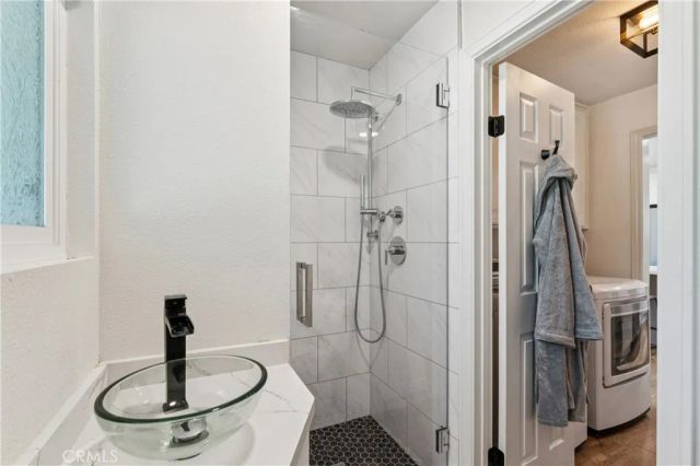 27535 St Bernard Lane, Lake Arrowhead, CA 92352