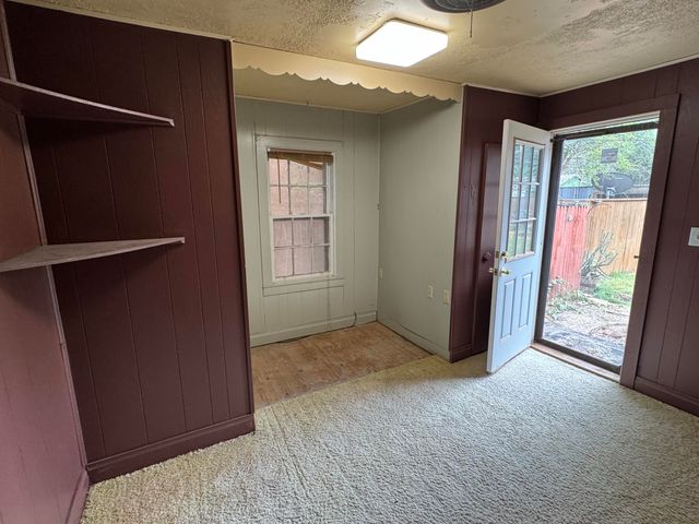 108 SE 10th Street, Plainview, TX 79072