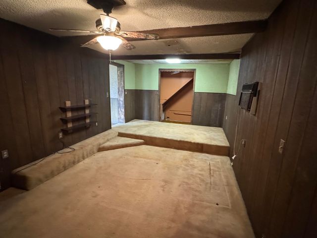 108 SE 10th Street, Plainview, TX 79072