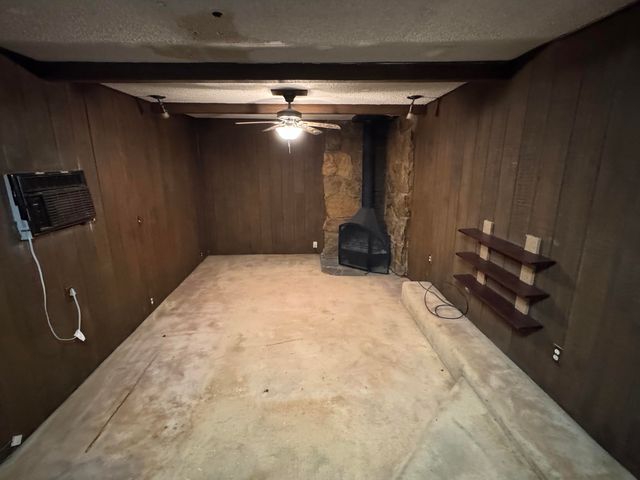 108 SE 10th Street, Plainview, TX 79072