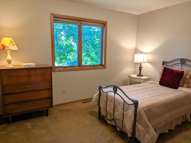 8427 Cooper Way, Inver Grove Heights, MN 55076