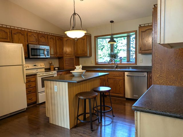 8427 Cooper Way, Inver Grove Heights, MN 55076
