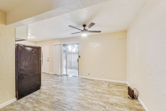 3257 Delaware St, Oakland, CA 94602