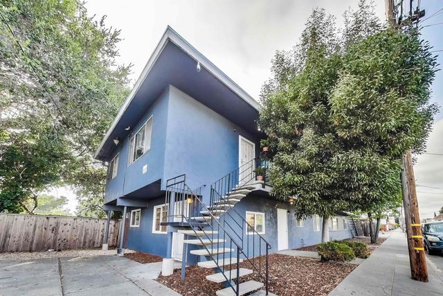 3257 Delaware St, Oakland, CA 94602