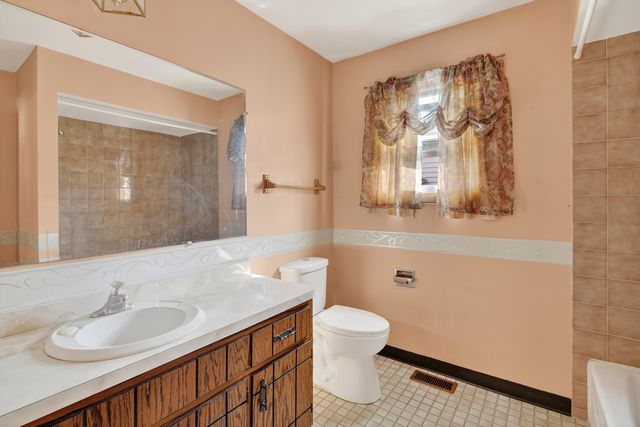 1141 Stewart Avenue, Calumet City, IL 60409