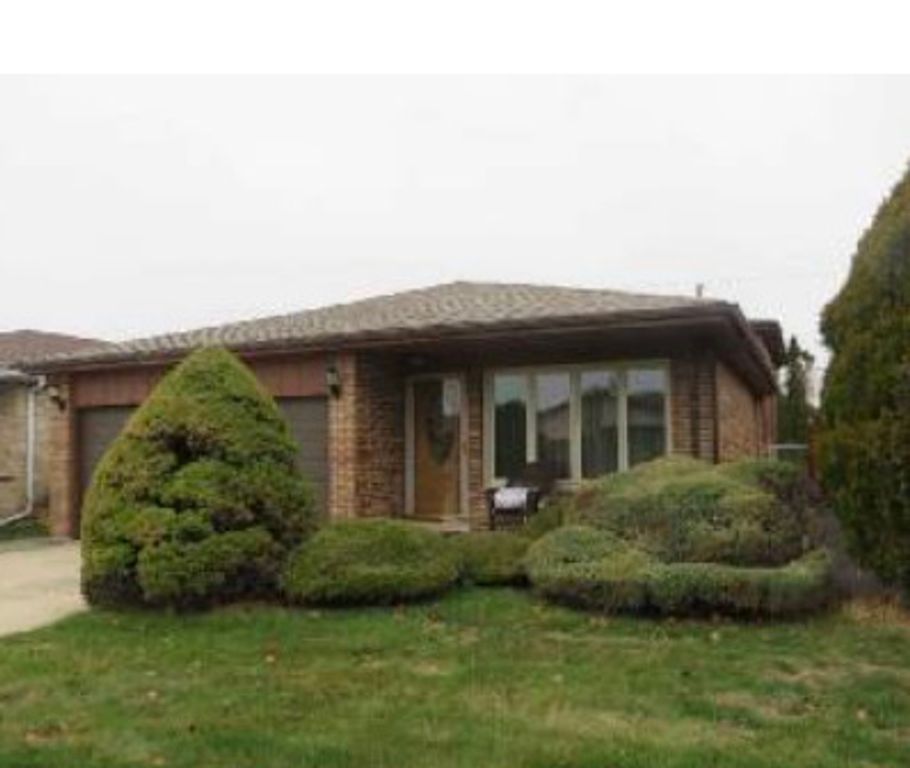 1141 Stewart Avenue, Calumet City, IL 60409