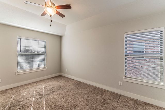 5004 Villas Drive, Sanger, TX 76266