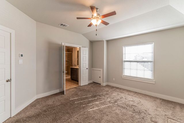 5004 Villas Drive, Sanger, TX 76266