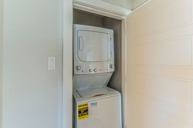 5004 Villas Drive, Sanger, TX 76266