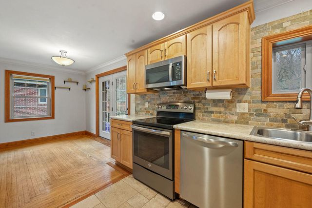 1419 Amsterdam Road, Park Hills, KY 41011