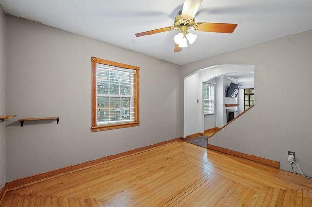 1419 Amsterdam Road, Park Hills, KY 41011