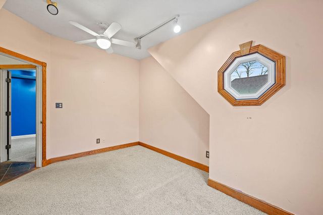 1419 Amsterdam Road, Park Hills, KY 41011