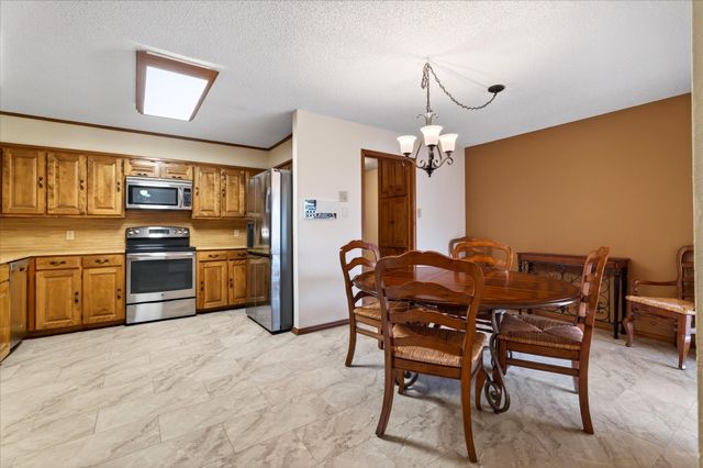 137 Creek Courts Drive, Trophy Club, TX 76262