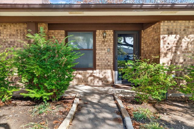 137 Creek Courts Drive, Trophy Club, TX 76262