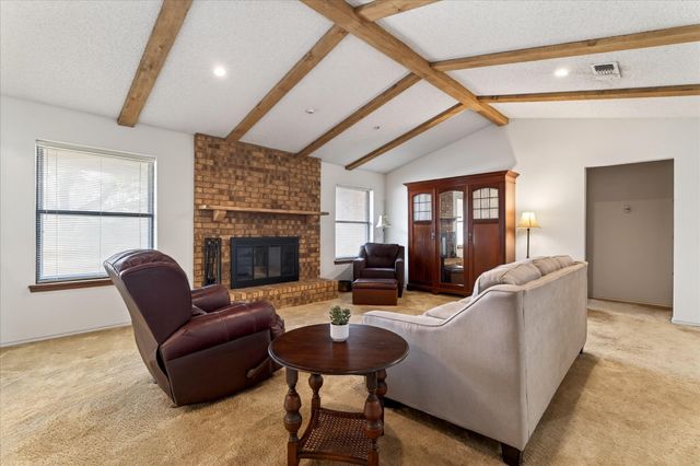 137 Creek Courts Drive, Trophy Club, TX 76262